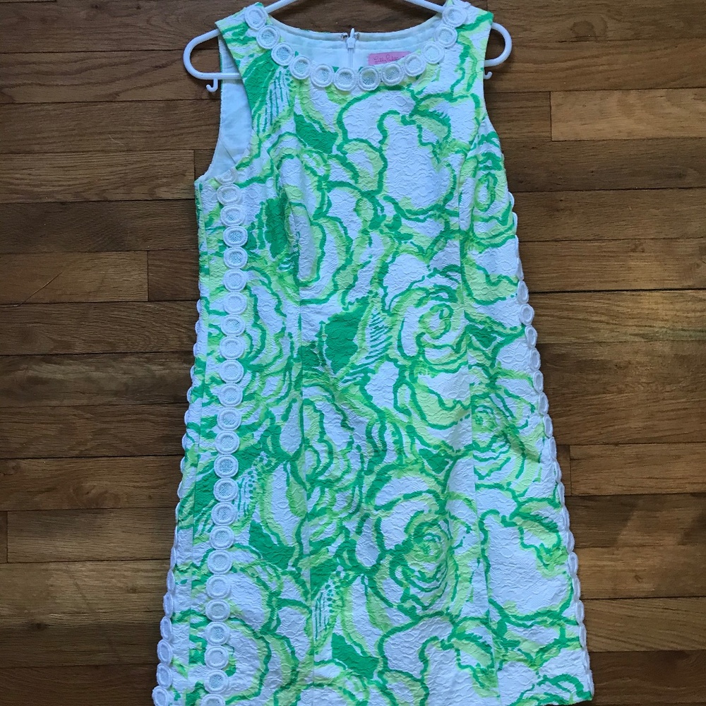 Lilly Pulitzer Size 2 Mini Shift Style Dress